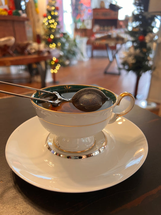 Rose Hips and White Willow Bark Tea