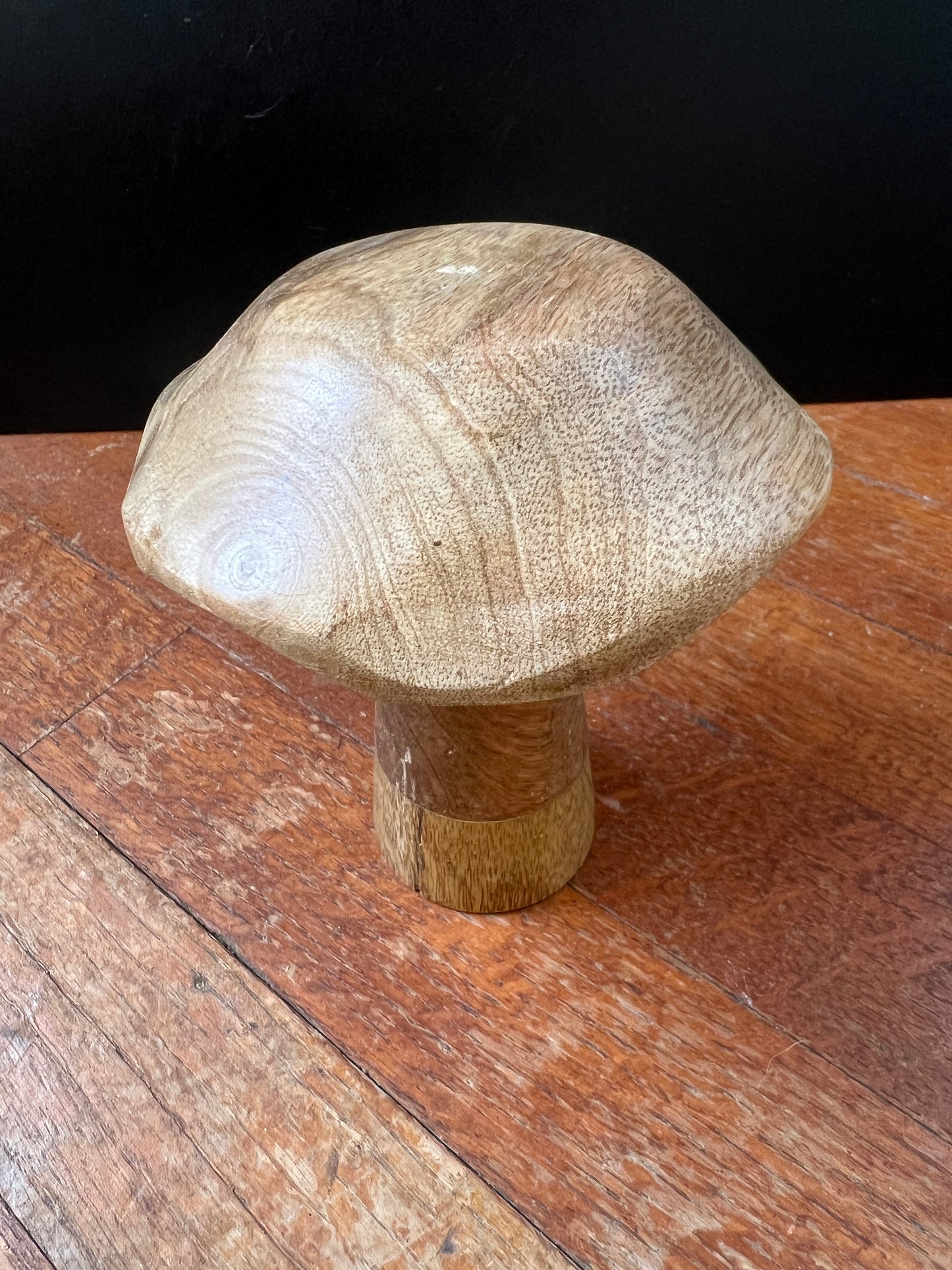 Wooden Mushroom Medium