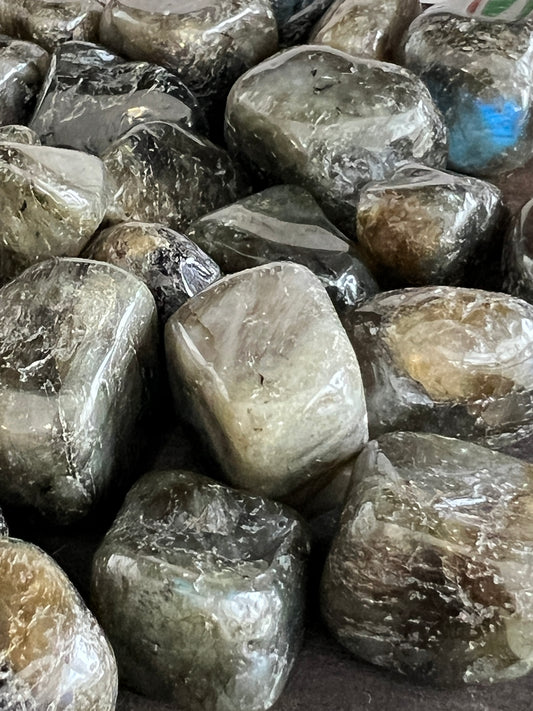 Labradorite Crystal - Tumblestone